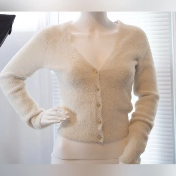 Abercrombie & Fitch Soft Eyelash Button-Down Cream Cardigan Women's Sweater Sz S - Picture 4 of 11